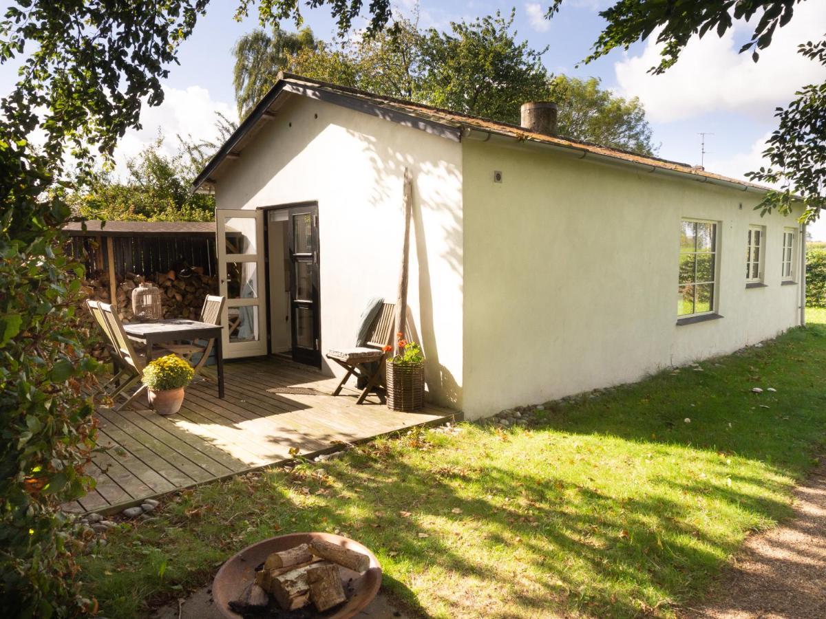 Kamilla'S Cottage, 1 Km. From The Beach Stege Luaran gambar
